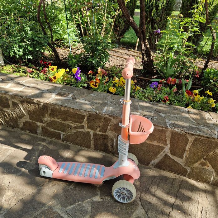 2бр. Тротинетки на три гуми