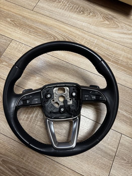 ОЕМ сив волан Audi Q7 4М 2015-