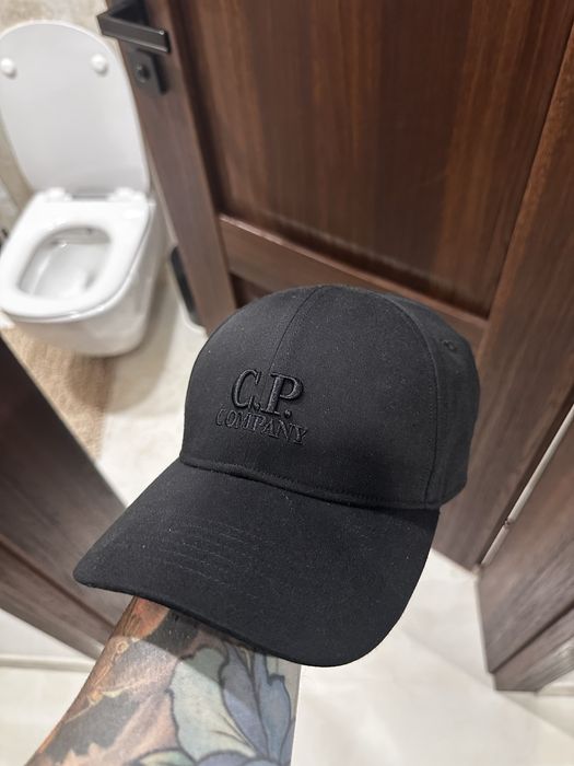 C.p. Company шапка с козирка