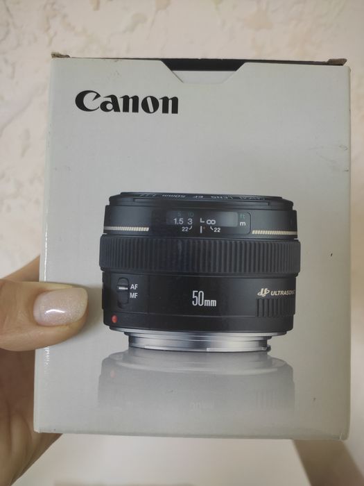 объектив Кэнон 50мм 1.4