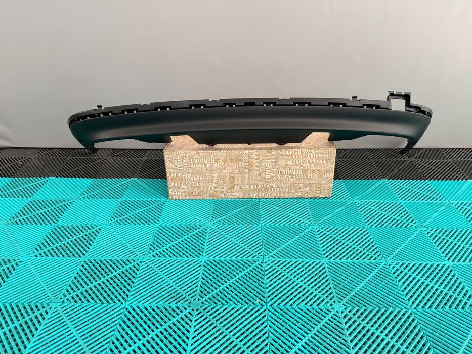 Spoiler bara spate Renault laguna 3 break nou original Renault cu si fara senzori