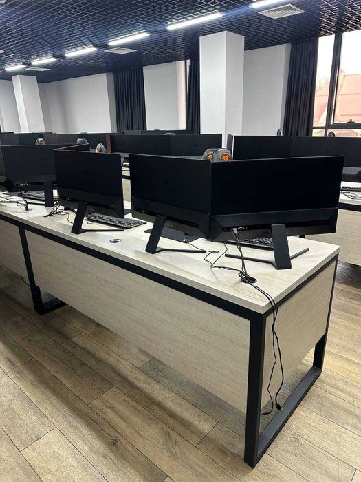 Столы (парты) производства Loftbek в ассортименте. От 400 тыс. сум.