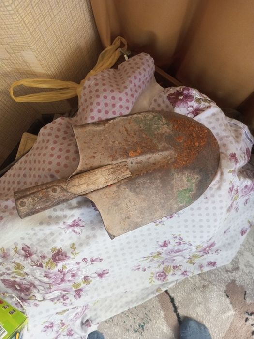 Лопата штыковая б/у