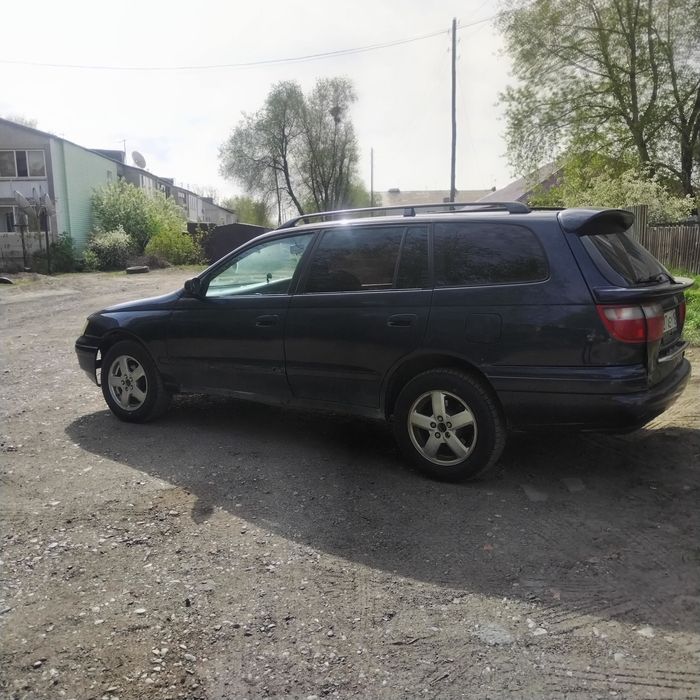 Продам машину Калдина