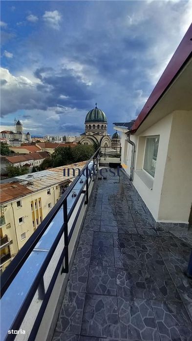 De inchiriat:Apartament cu 3 camere in zona Centrala