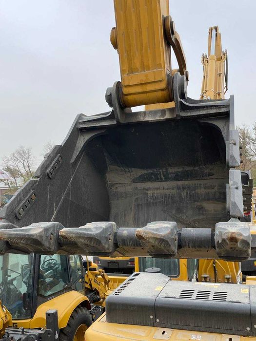 Карьерный Гусеничный Экскаватор 2.1куб  SDLG Е6375F (volvo)