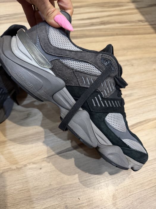 Оригинални маратонки NEW BALANCE 9060! 44 н