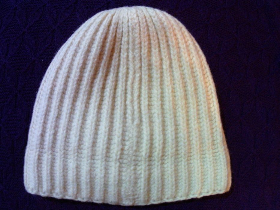 Caciuli din lana lucrate manual caciula calduroasa pentru sezonul rece