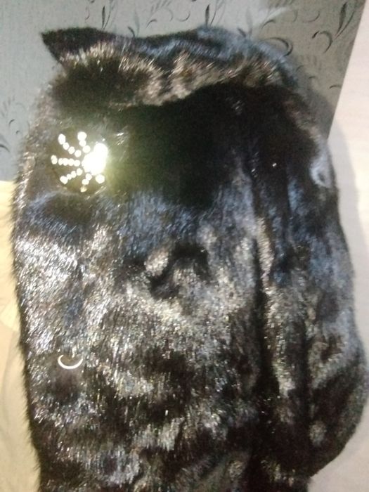 шуба продаётся в хорошем состоянии