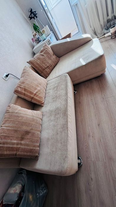 Продам диван самовывоз