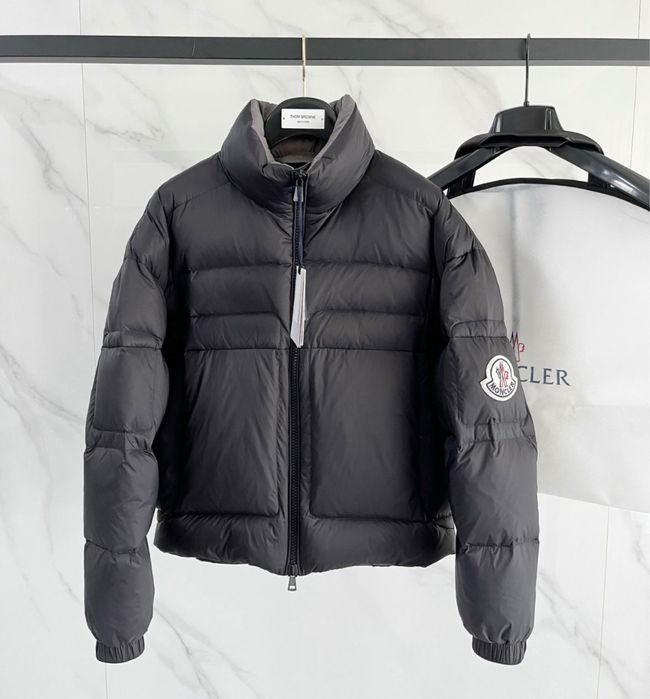Geaca Moncler , calitate premium , pe comanda , noua , L