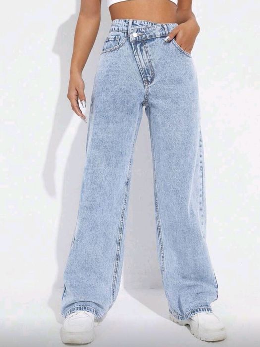 Дамски дънки с широк крачол