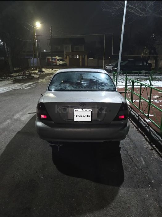 Хендай Соната 1998 года