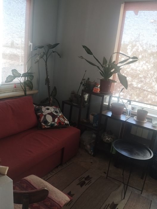 Продам 3 комнатную квартиру в 2/2 кирпичном доме 71 м.Таусамалы