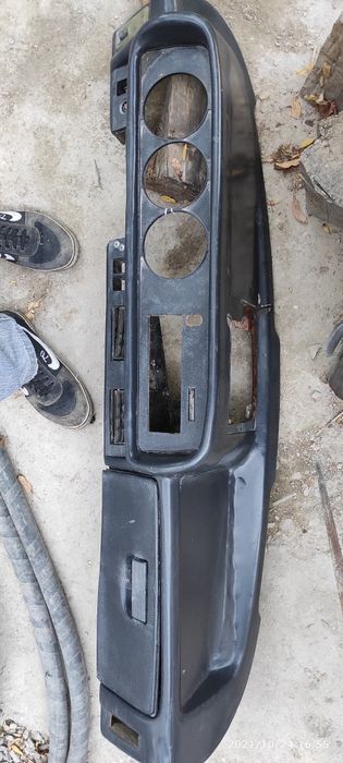 Панель приборов Москвич 2140