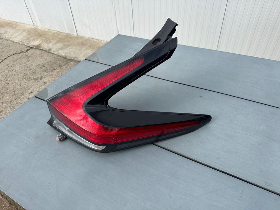 Nissan Leaf заден стоп