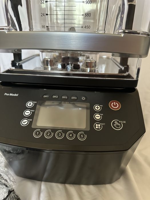 Блендер Ultramix KC - 10000 черный