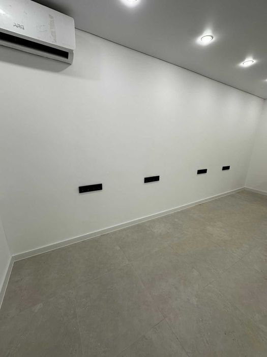 Сдается коммер помещение 8 мкр 430 тыс