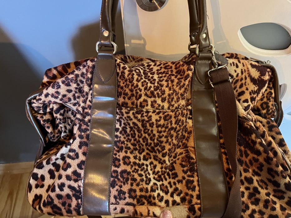 Екзотична плюшена чанта за пътуване или спорт