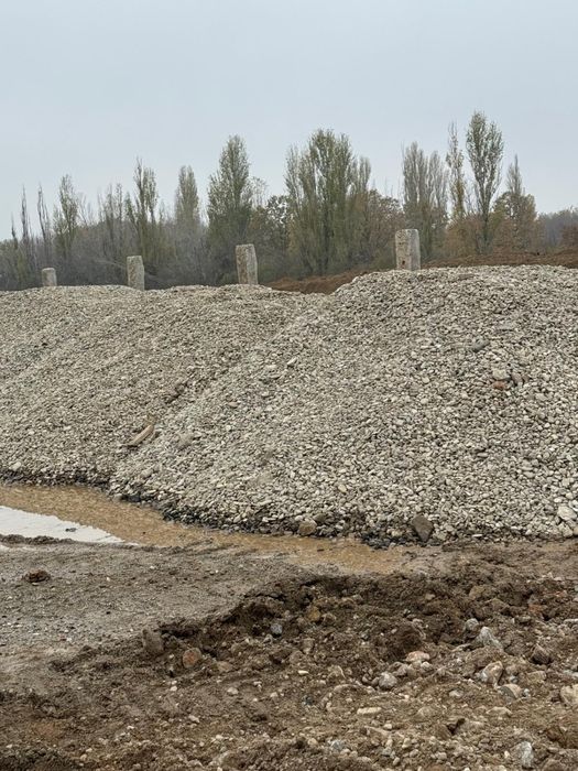 Pământ negru vegetal de cea mai bună calitate Nisip Chisai Piatra