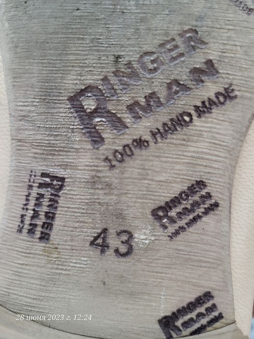 Продам мужские туфли