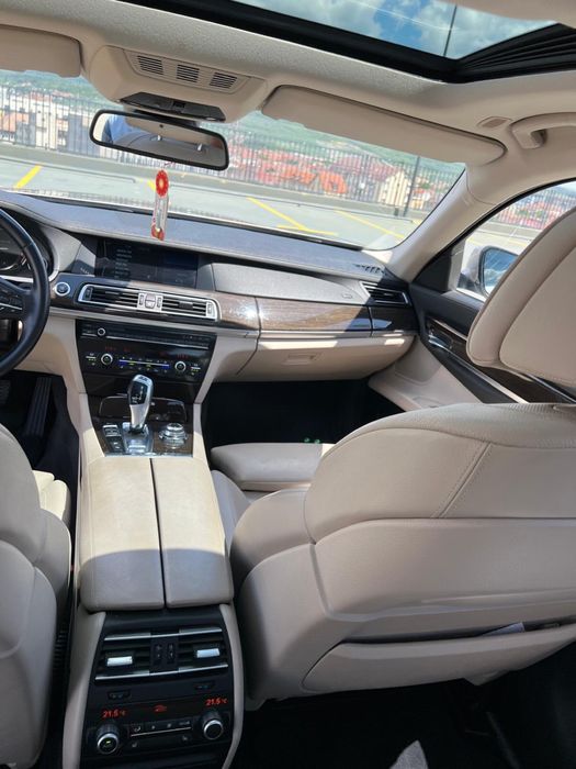 Bmw 740 x drive full options