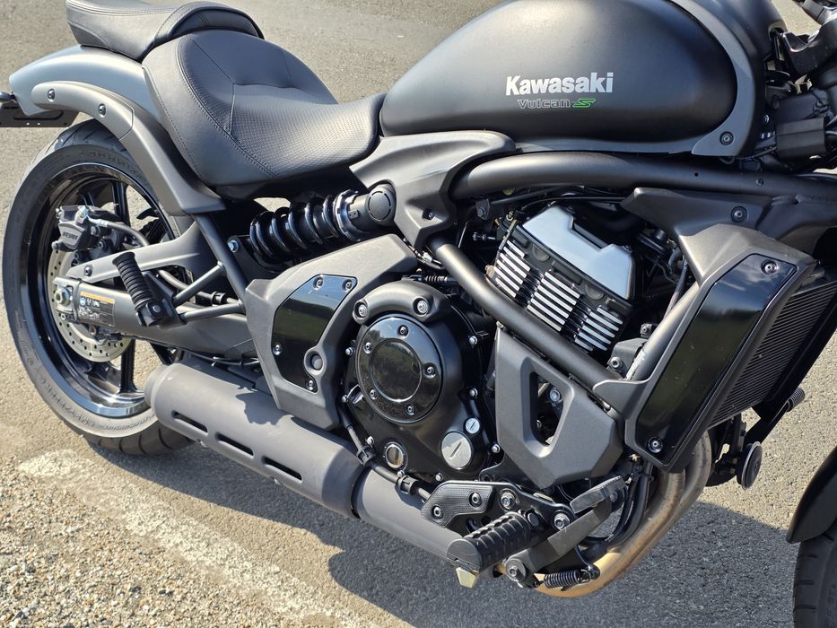 Kawasaki Vulcan S 650 ABS – cruiser modern in condiție impecabila cu doar 10800 km, an 2018!