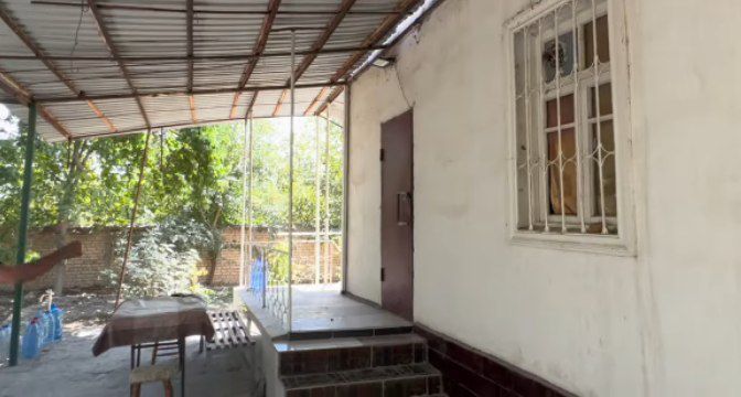 Dacha sotiladi SROCHNA