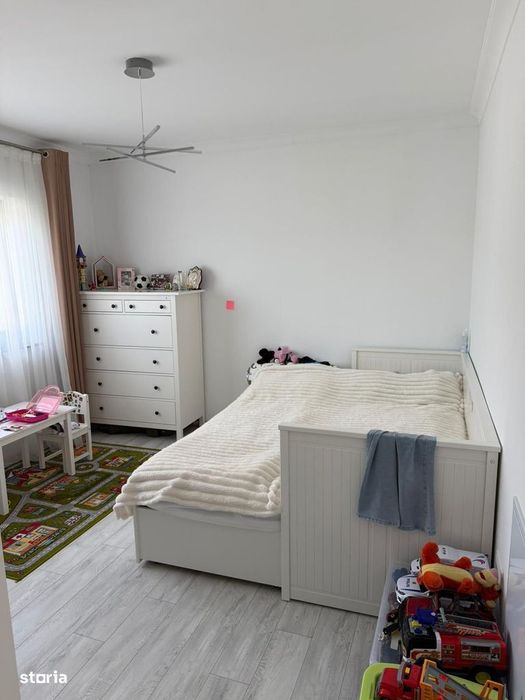 Casa noua cu 4 camere, pe parter si etaj, in Barnova