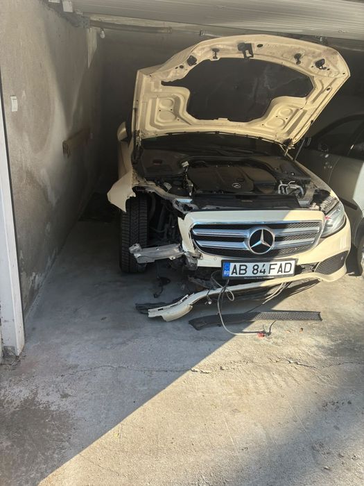 MERCEDES-BENZ E-Class 2019 — imagine 3