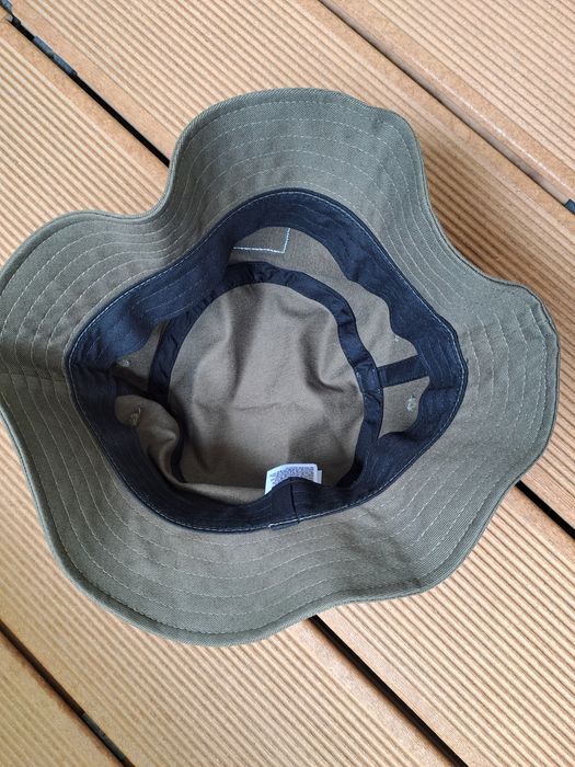 Шапка в зелено Vans