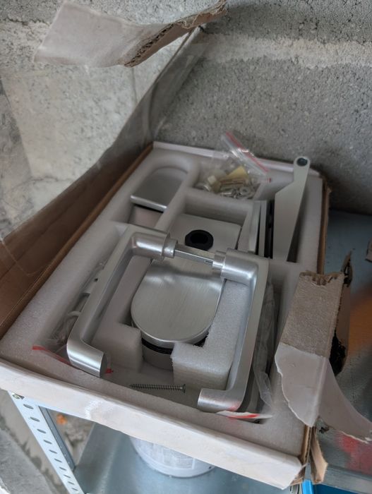 Usa sticla securizata