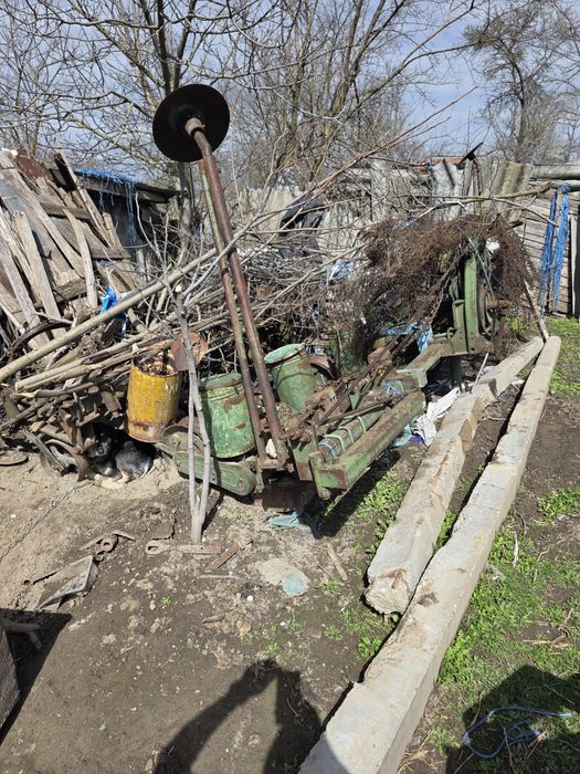 Vând  tractor u650 și utilaje agricole,toate  funcționale