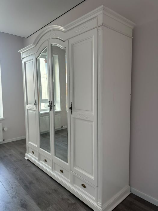 Продам шкаф 2 метра длина