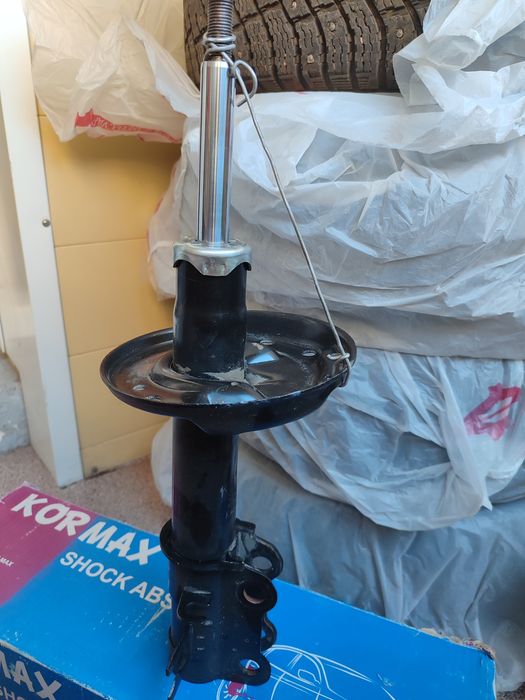 Амортизаторы и моторчик печки на Шевроле Кобальт