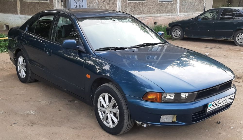 Продаётся автомобиль Митсубиси Галант