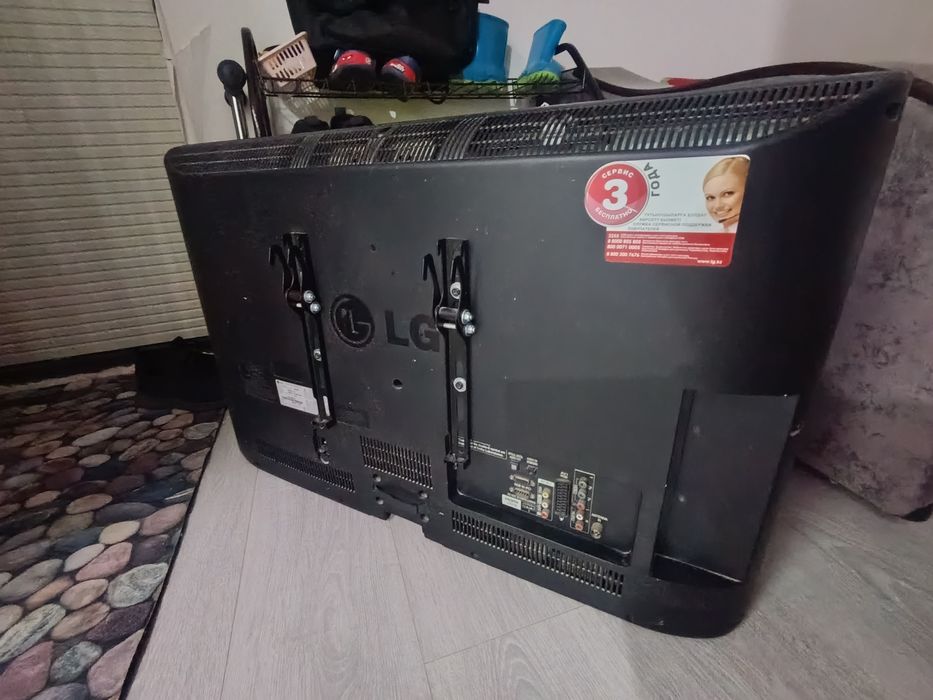 Продам телевизор