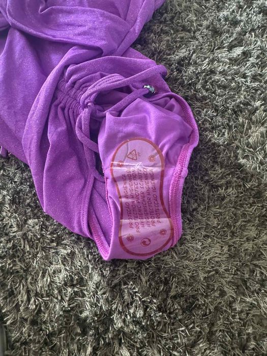 Дамски бански L размер,