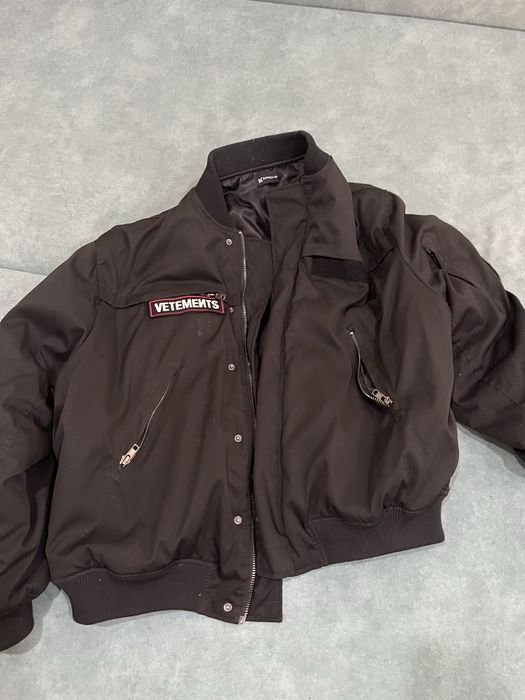 Бомбер Vetements