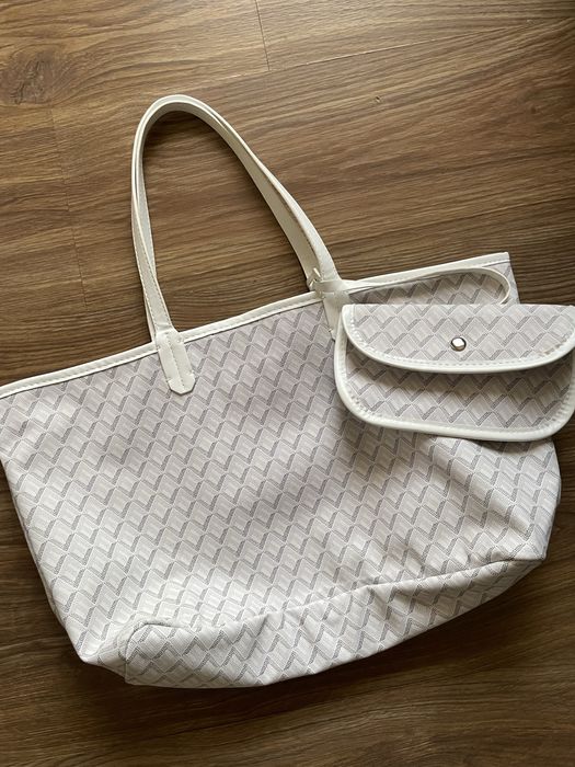 Чисто нова дамска чанта