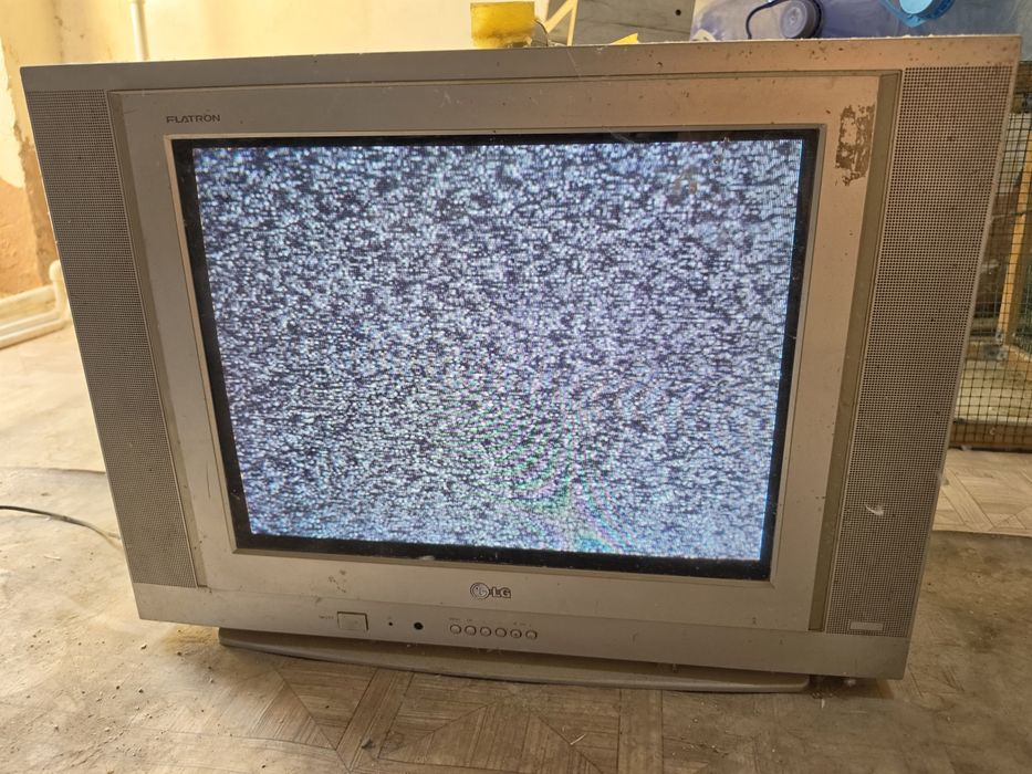 Lg televizor sotiladi