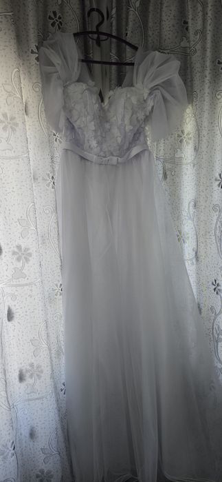Rochie de mireasă.
