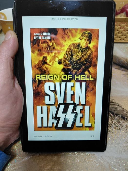 Vind kindle amazon generatia 8 cu peste 2300 de cărți în limba română