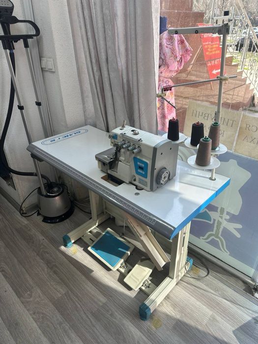 Тикув машинаси Оверлок 2 та Тогричок 1та Сотилади