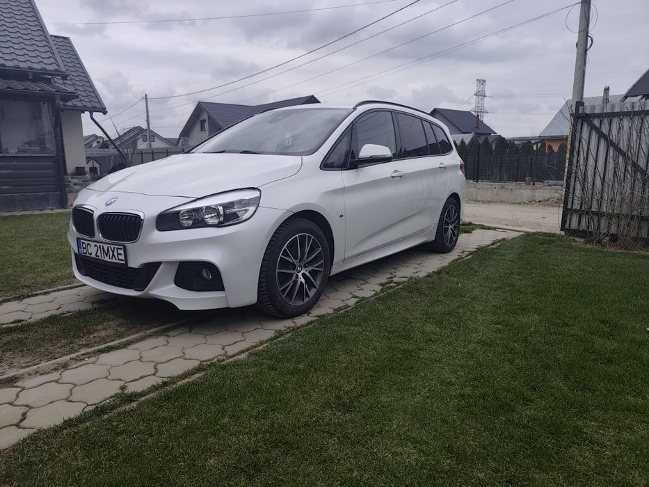 BMW 216 D mașina de familie