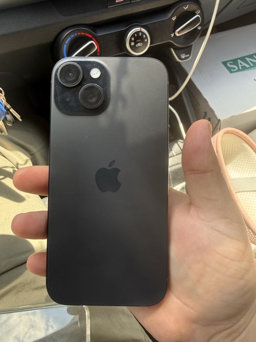 Iphone 15 baterie 100