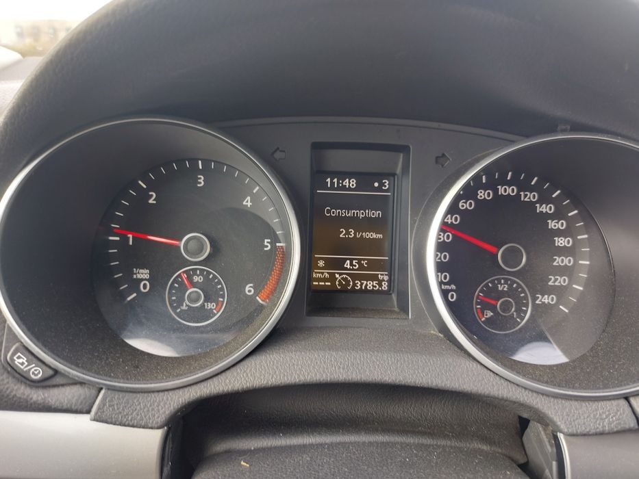 Vând VW Golf diesel model 2013