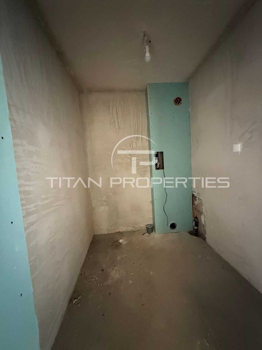 Продава се Тристаен апартамент в Пловдив, Беломорски - 107 кв.м за 668 €/кв.м - Снимка #7