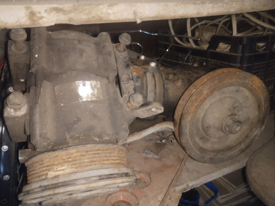 Продам запчасти и колесы