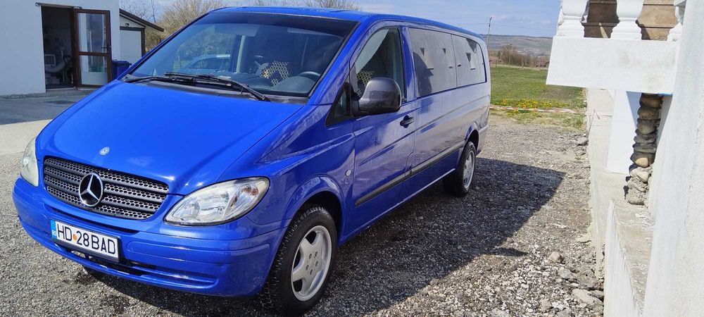 Vând Mercedes vito